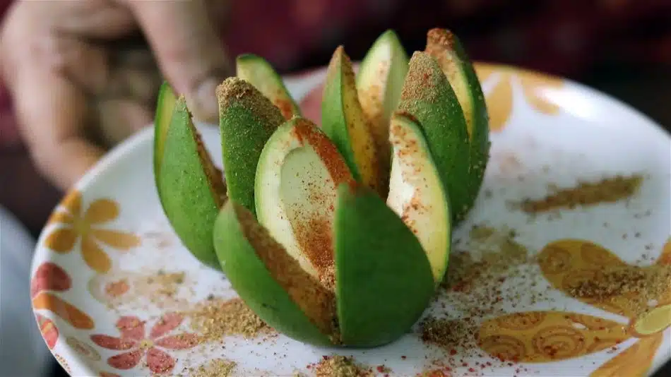कच्चा आंबा खाण्याचे 'हे' जबरदस्त फायदे, जाणून घ्या कच्चा