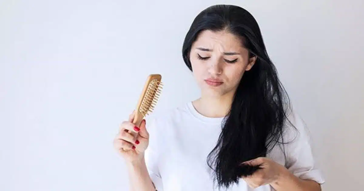 Hair Fall | 'या' गोष्टी थांबवू शकतात केस गळती, जाणून घ्या